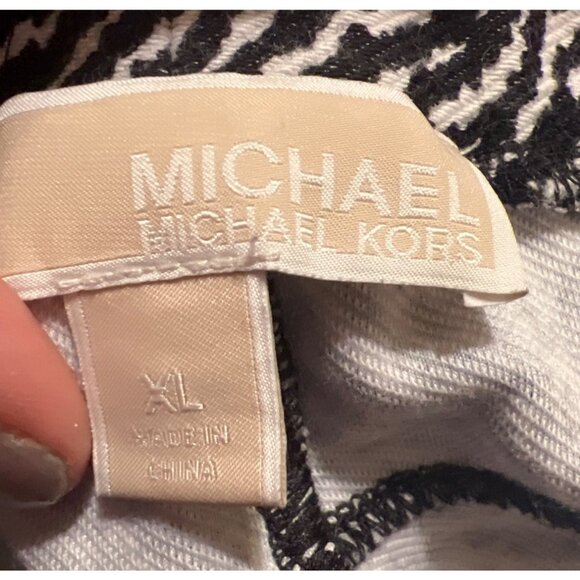 Michael Kors women's cropped black and white patterned pants size XL, stretch - Picture 9 of 10
